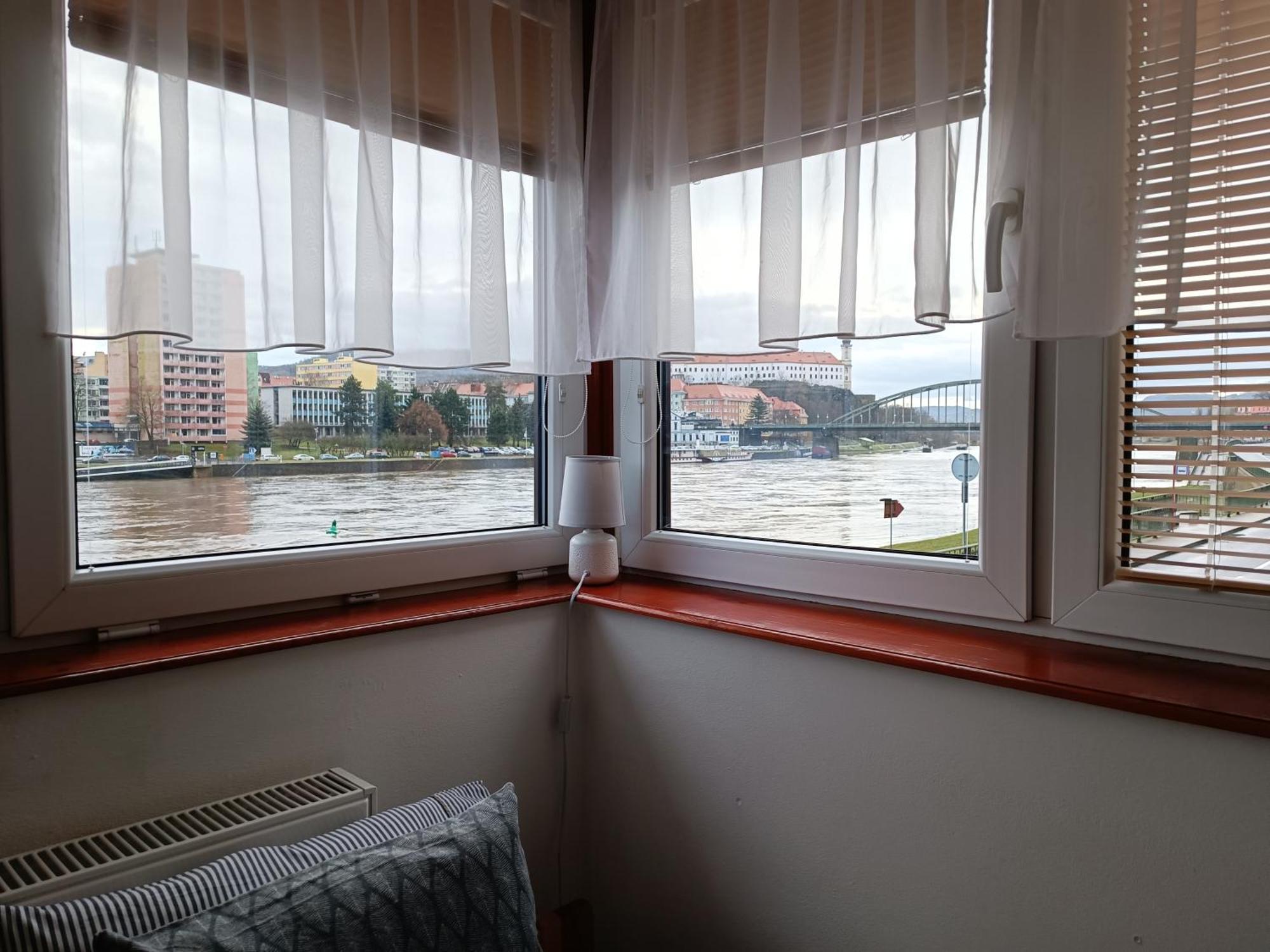 U Bocmana S Vyhledem Na Zamek A Labe Leilighet Decin Eksteriør bilde