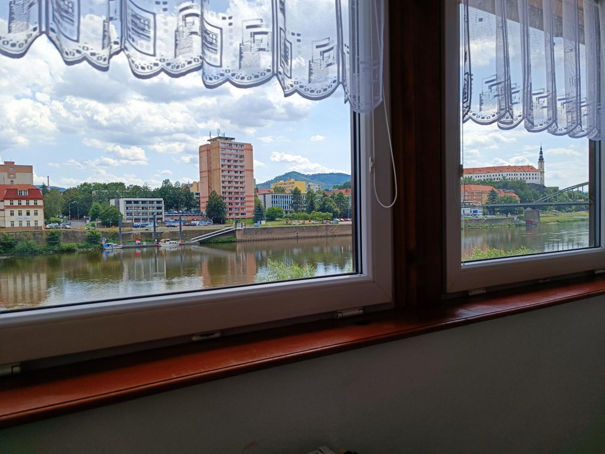 U Bocmana S Vyhledem Na Zamek A Labe Leilighet Decin Eksteriør bilde